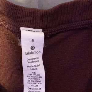 lulu lemon burgundy swiftly shirt